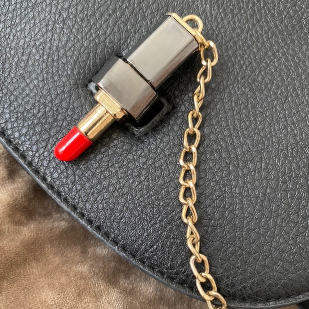 Black, Lipstick Chain, Crossbody Purse - Picture 2 of 5